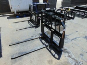 Universal Skid Steer Pallet forks 3,500 lb rated capacity