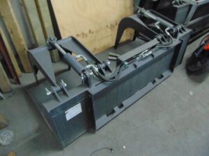 72_SKID_STEER_GRAPPLE_BUCKET_1