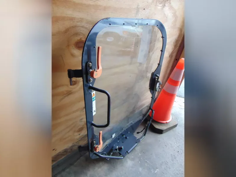 2018 BOBCAT Forestry Equipment M-SERIES FORESTRY "BULLET PROOF" DOOR (2009 - 2021) - Image 13