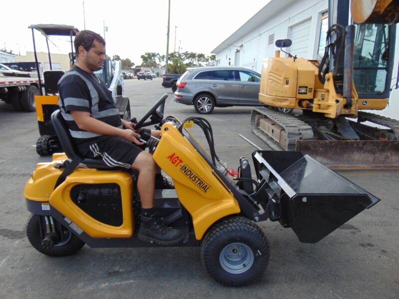 2024 AGT HR230 3 WHEEL DRIVE - FRONT END LOADER - ZERO TURN - 450 LB LIFT CAPACITY - LANDSCAPER'S DREAM