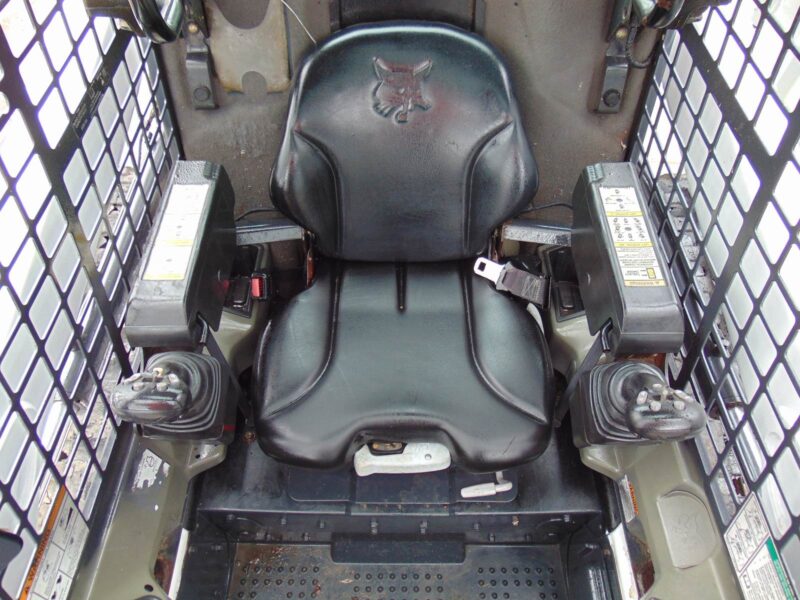 2015 Bobcat T-550 TURBO Skid Steer - SELECTABLE JOYSTICK CONTROLS - ONLY 1,410 HOURS - ADVANCED VIDEO MONITOR DISPLAY - Image 15