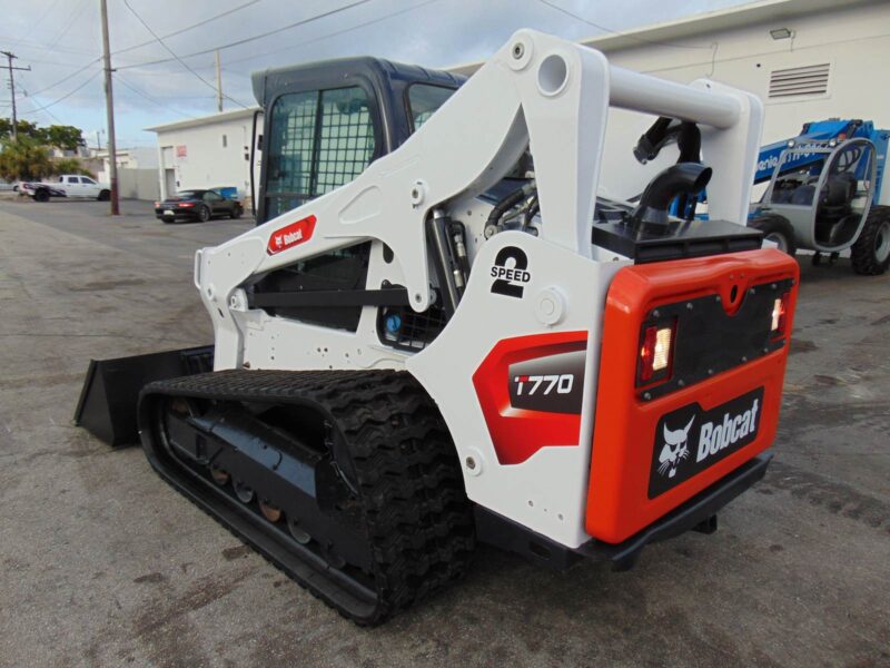 2017 BOBCAT T-770 TURBO 2 SPEED "HIGH FLOW" SUPER LOADED - JOYSTICKS - STEREO - HD COOLING PKG - ONLY 1,690 HOURS - Image 10