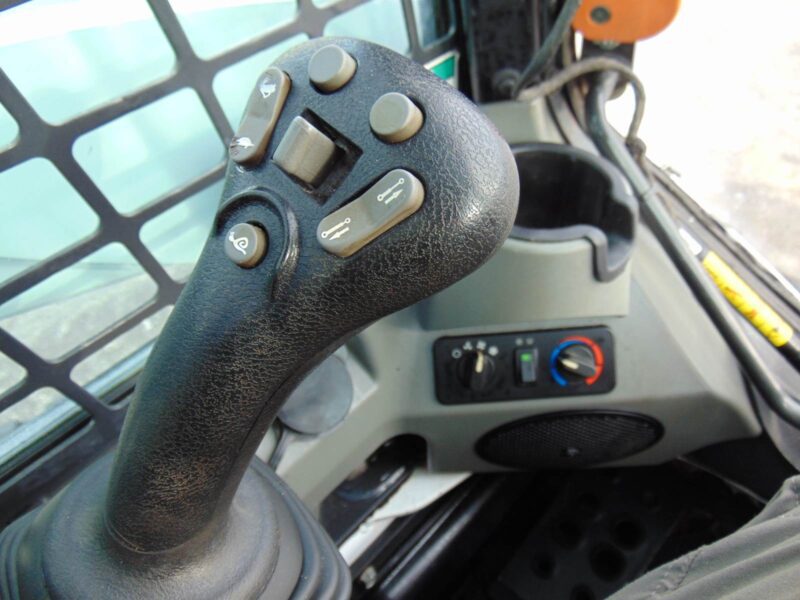 2017 BOBCAT T-770 TURBO 2 SPEED "HIGH FLOW" SUPER LOADED - JOYSTICKS - STEREO - HD COOLING PKG - ONLY 1,690 HOURS - Image 30