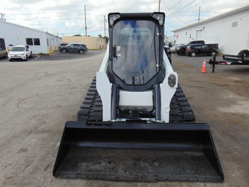 2014 BOBCAT T750 TURBO "KUBOTA" DIESEL - HEATED AND A/C CAB - BRAND NEW TRACKS - SUPER LOW HOURS - BOB TACH POWER COUPLER - Image 15