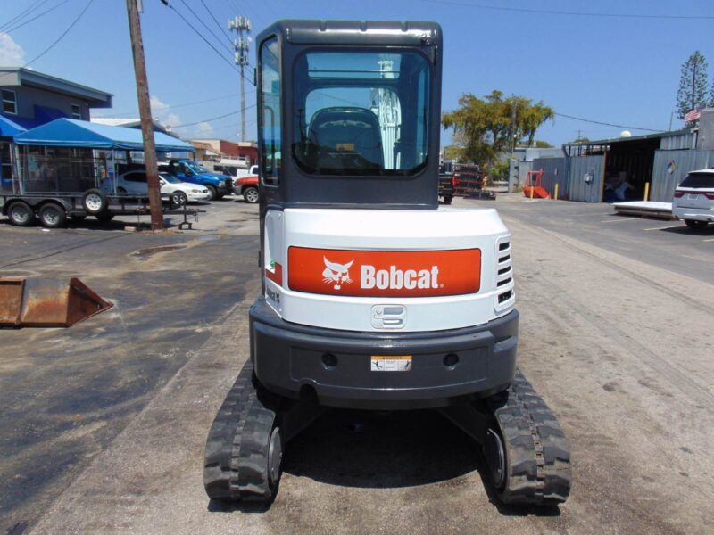 2015 BOBCAT E35 MINI EXCAVATOR "ENCLOSED COMFORT CAB" ICE COLD AC - HEAT - QUICK CONNECT - HYDRAULIC THUMB - ONLY 2,151 HOURS - Image 11