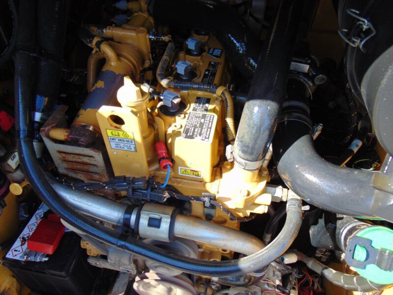 2015 Caterpillar CAT 289D "XPS-HIGH FLOW" TURBO 2 SPEED - SUPER LOADED - JOYSTICKS - CAMERA - HEAT AND AC - NEW TRACKS AND SPROCKETS TODAY - Image 22
