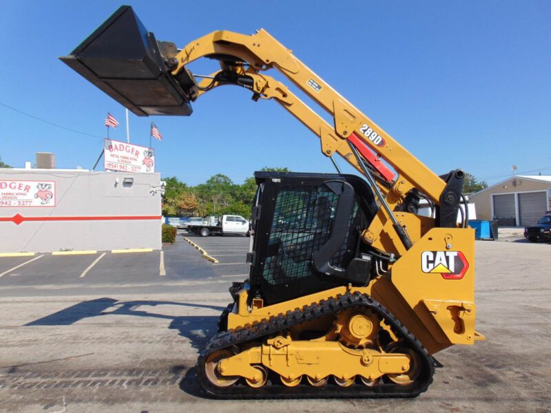 2015 Caterpillar CAT 289D "XPS-HIGH FLOW" TURBO 2 SPEED - SUPER LOADED - JOYSTICKS - CAMERA - HEAT AND AC - NEW TRACKS AND SPROCKETS TODAY - Image 31