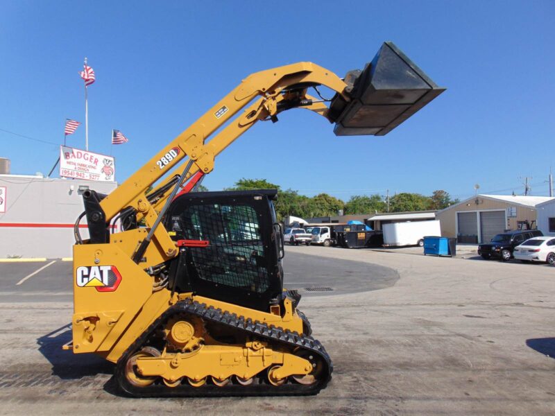 2015 Caterpillar CAT 289D "XPS-HIGH FLOW" TURBO 2 SPEED - SUPER LOADED - JOYSTICKS - CAMERA - HEAT AND AC - NEW TRACKS AND SPROCKETS TODAY - Image 32