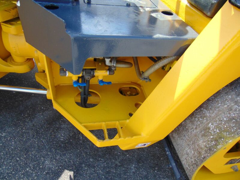 2018 SAKAI SK354 TANDEM SMOOTH 52" DRUM 7K LB Roller Vibratory Compactor - ONLY 1,877 HOURS - KUBOTA DIESEL - Image 27