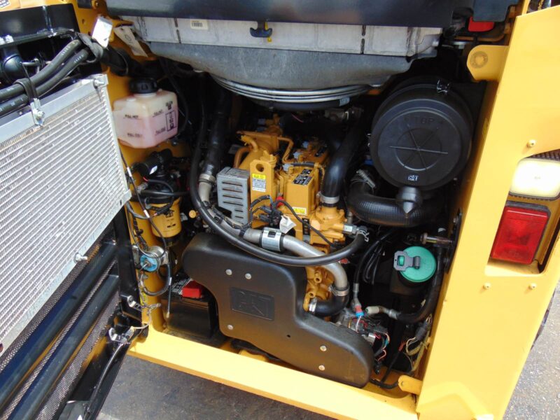 2021 CAT 262D3 "XPS-HIGH FLOW" TURBO 2 SPEED - 74 HP NO D.E.F. - NEW CAT TIRES - CAMERA - STEREO - A/C - JOYSTICKS - ONLY 1,760 - 100% SERVICED - Image 39
