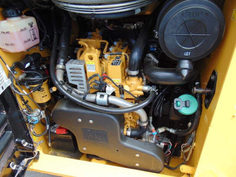 2021 CAT 262D3 "XPS-HIGH FLOW" TURBO 2 SPEED - 74 HP NO D.E.F. - NEW CAT TIRES - CAMERA - STEREO - A/C - JOYSTICKS - ONLY 1,760 - 100% SERVICED - Image 38
