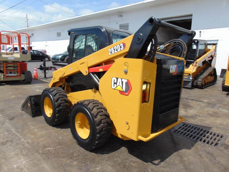 2021 CAT 262D3 "XPS-HIGH FLOW" TURBO 2 SPEED - 74 HP NO D.E.F. - NEW CAT TIRES - CAMERA - STEREO - A/C - JOYSTICKS - ONLY 1,760 - 100% SERVICED - Image 7