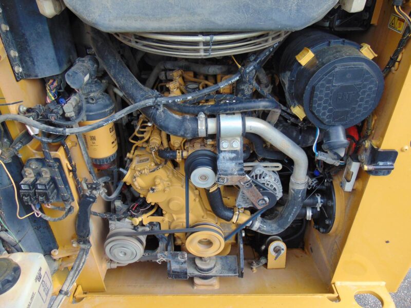 2022 CAT 226D3 TURBO "67 HP" MINI 5,800 LB WHEEL LOADER - ENCLOSED A/C CAB - PWR COUPLER - JOYSTICKS - FULLY SERVICED - 1,425 HOURS - Image 19
