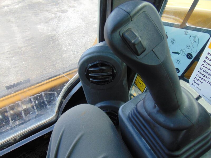 2022 CAT 226D3 TURBO "67 HP" MINI 5,800 LB WHEEL LOADER - ENCLOSED A/C CAB - PWR COUPLER - JOYSTICKS - FULLY SERVICED - 1,425 HOURS - Image 11