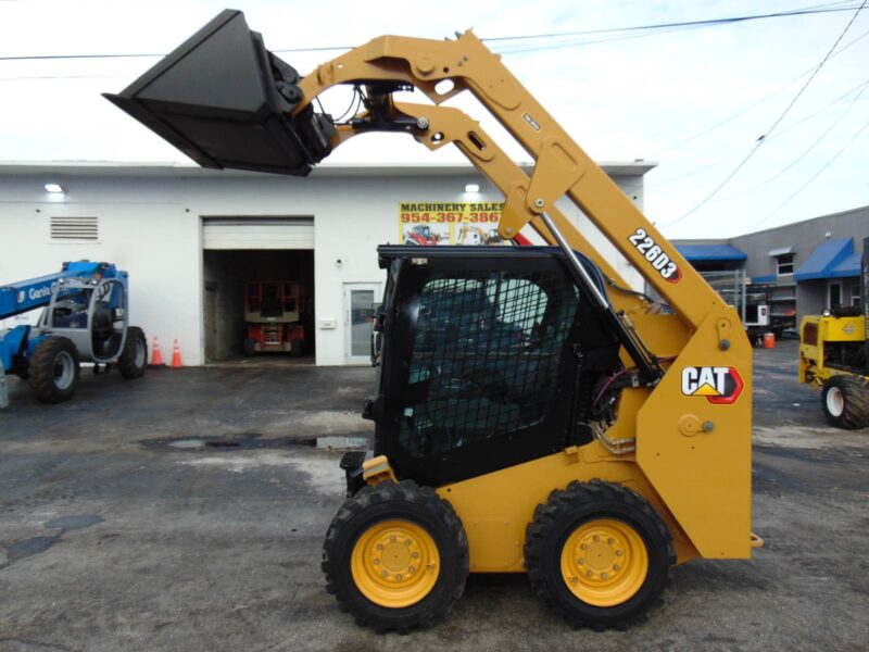 2022 CAT 226D3 TURBO "67 HP" MINI 5,800 LB WHEEL LOADER - ENCLOSED A/C CAB - PWR COUPLER - JOYSTICKS - FULLY SERVICED - 1,425 HOURS - Image 5