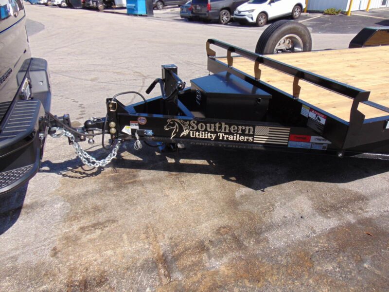 2025 SOUTHERN TRAILERS 16K TANDEM FLATBED "HYDRAULIC" TILT BED EQUIPMENT TRAILER - 17.5" ALUMINU WHEELS - 18 PLY TIRES - Image 4