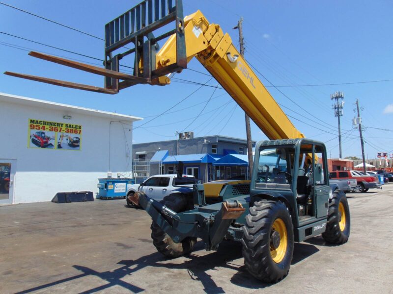 2010 GEHL DL10-55 TELEHANDLER WITH BUCKET AND 5' LONG FORKS - OUTRIGGERS - PILOT CONTROL - JOHN DEERE TURBO DIESEL - Image 33