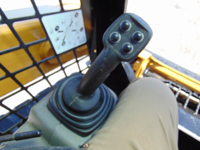 2020 CAT 259D TURBO 2 SPEED - SUPER LOW HOURS - JOYSTICKS - CAMERA - ADVANCED MONITOR SCREEN - SERVICED AND INSPECTED - Image 31
