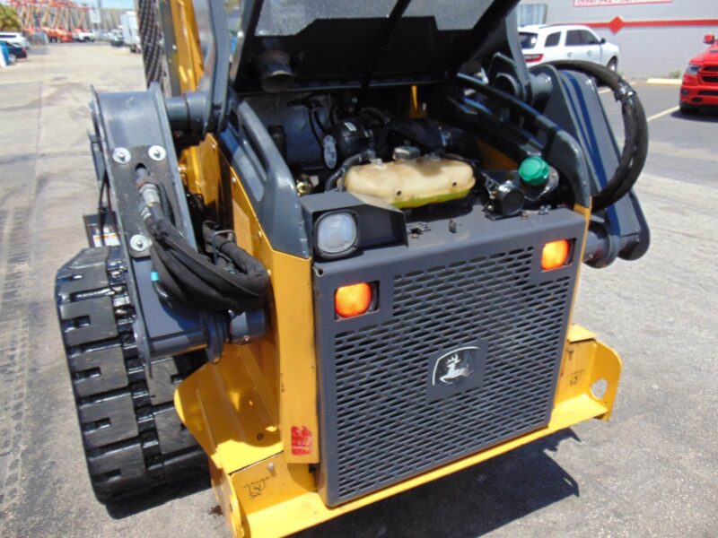 2020 JOHN DEERE 325G TURBO 2 SPEED TRACK LOADER - YANMAR 74.9 HP (NO DEF) - 9,500 LB OPERATING WEIGHT - JOYSTICKS - 1,214 HOURS - NEW GRAPPLE INCLUDED - Image 14