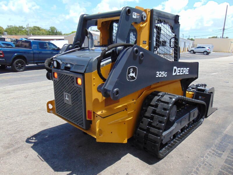 2020 JOHN DEERE 325G TURBO 2 SPEED TRACK LOADER - YANMAR 74.9 HP (NO DEF) - 9,500 LB OPERATING WEIGHT - JOYSTICKS - 1,214 HOURS - NEW GRAPPLE INCLUDED - Image 36