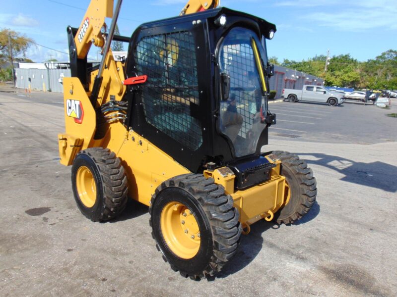 2021 CAT 272D3-XE "110 HP MONSTER" SUPER HIGH FLOW *LOADED WITH OPTIONS* HEATED AIR RIDE SEAT - STEREO - CAMERA - COUNTERWEIGHT PKG - ONLY 1,640 HOURS - Image 19