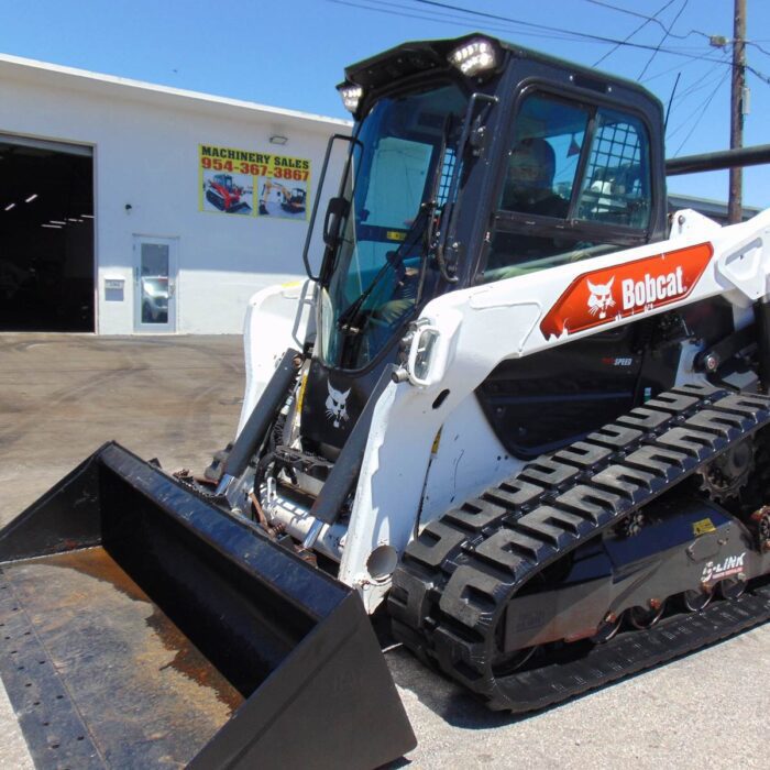 2021 BOBCAT T76 "HIGH FLOW" TURBO 2 SPD - SUPER LOADED - JOYSTICKS - RIDE CONTROL - 5 LINK SUSPENSION - HEAT & AC - STEREO - CAMERA - ONLY 1,460 HOURS