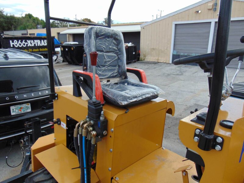 2024 AGT INDUSTRIAL KWR23 ARTICULATED FRONT END WHEEL LOADER W/ BUCKET - 4 WHEEL DRIVE - AUX HYDRAULICS - 3 SPEED MANUAL TRANSMISSION - Image 14