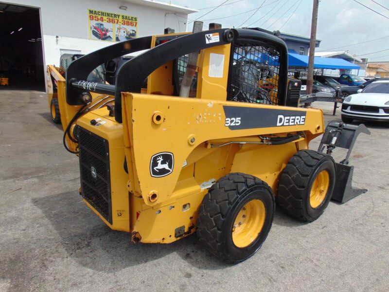 2008 JOHN DEERE 325 "BIG 76 HP TURBO" HIGH FLOW - PRE-EMISSIONS - JOYSTICK CONTROLS - ONLY 1,832 ORIGINAL 1 OWNER HOURS - 100% SERVICED - Image 8