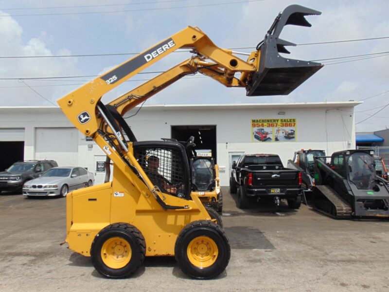 2008 JOHN DEERE 325 "BIG 76 HP TURBO" HIGH FLOW - PRE-EMISSIONS - JOYSTICK CONTROLS - ONLY 1,832 ORIGINAL 1 OWNER HOURS - 100% SERVICED - Image 7