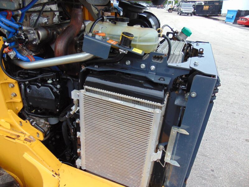 2020 JOHN DEERE 332G TURBO 2 SPEED "HIGH FLOW" - 41 GPM - BIG 100 HP YANMAR DIESEL - STEREO A/C - POWER COUPLER - ISO JOYSTICKS - 1,790 HOURS - Image 51