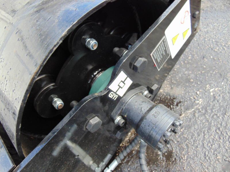 2026 GIYI VR59 VIBRATORY SKID STEER COMPACTOR SMOOTH DRUM ROLLER ATTACHMENT - UNIVERSAL FITMENT - HYD HOSES AND FITTINGS INCLUDED - Image 8