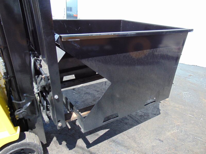 2026 KC 2 YARD FORKLIFT / SKID STEER AND FORKLIFT DUMPSTER HOPPERS ALL YEARS UNIVERSAL - TRASK REMOVAL BINS - QUICK ATTACH - Image 35