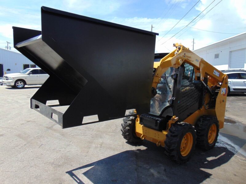 2026 KC 2 YARD FORKLIFT / SKID STEER AND FORKLIFT DUMPSTER HOPPERS ALL YEARS UNIVERSAL - TRASK REMOVAL BINS - QUICK ATTACH - Image 25