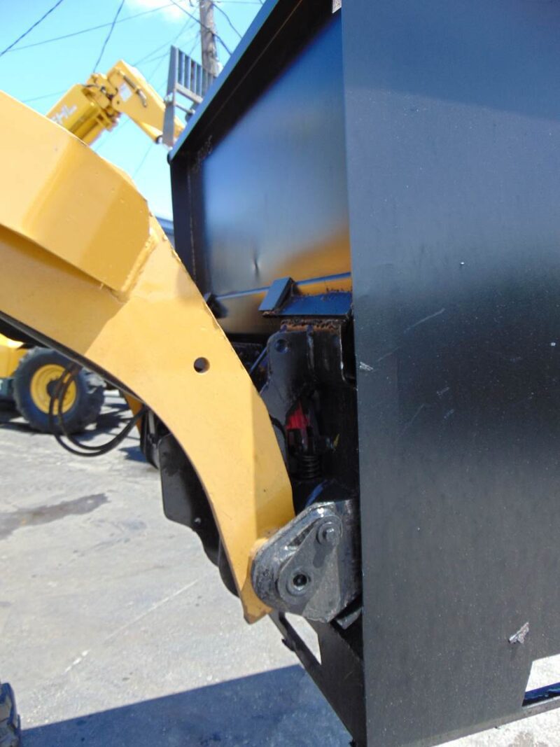 2026 KC 2 YARD FORKLIFT / SKID STEER AND FORKLIFT DUMPSTER HOPPERS ALL YEARS UNIVERSAL - TRASK REMOVAL BINS - QUICK ATTACH - Image 22
