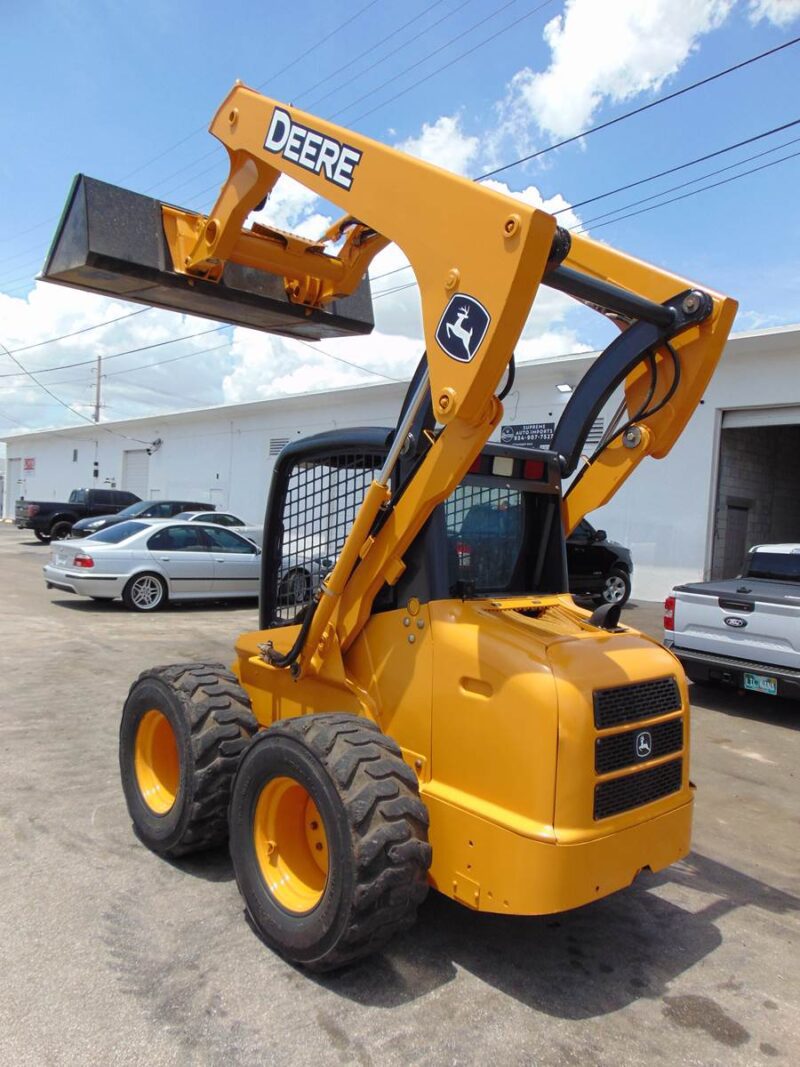 2005 JOHN DEERE 250 TURBO 2 SPEED - 65 HP WHEEL LOADER - NO EMISSIONS - NO HEADACHES 100% SERVICED AND JOB READY - Image 15