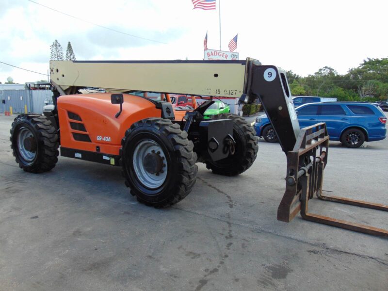2013 JLG G9-43A TELEHANDLER 9K LBS - 43 FT "CUMMINS TURBO DIESEL" ONLY 2,173 HOURS - 100% SERVICED AND JOB READY - Image 53