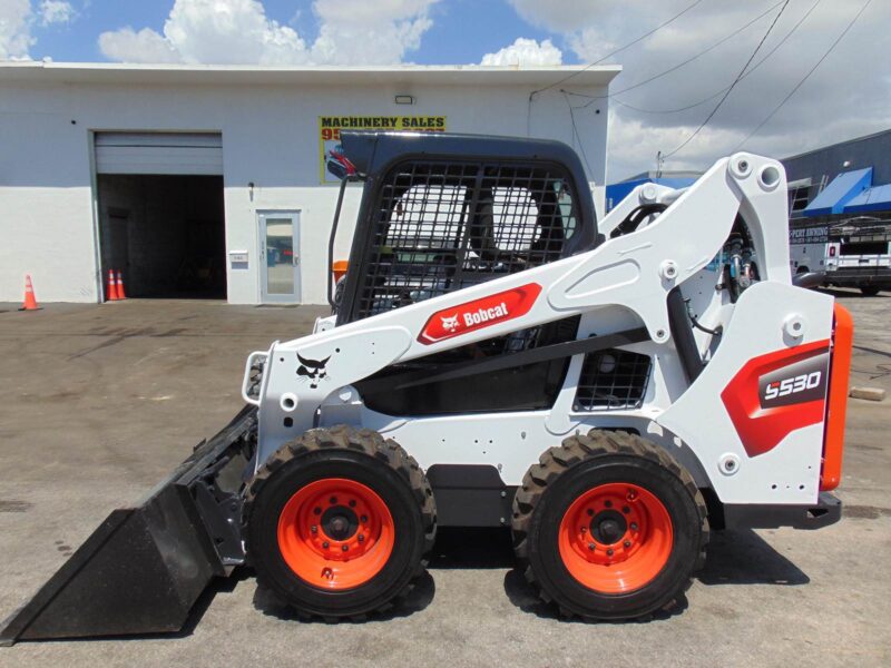 2016 BOBCAT S530 TURBO "VERTICAL LIFT HEIGHT" ONLY 1,208 HOURS - IMPECCABLE MACHINE - PERFECT "MID-SIZE" LOADER - Image 3