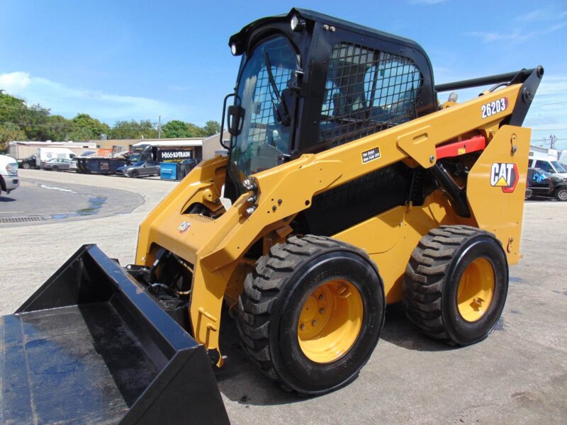 2021 Caterpillar CAT 262D3 "XPS-HIGH FLOW" TURBO 2 SPEED - SUPER LOADED - PWR COUPLER - A/C - STEREO - AIR RIDE HEATED SEAT - CAMERA - 1,806 HOURS - Image 15