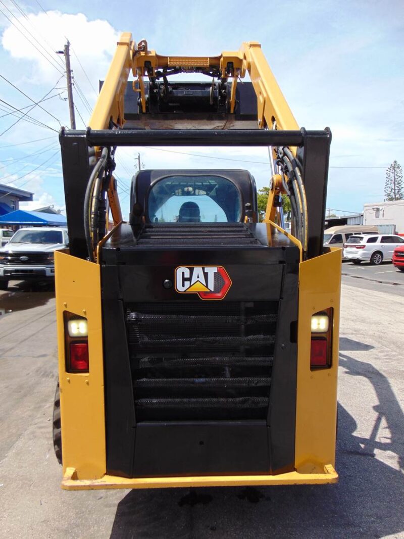 2021 Caterpillar CAT 262D3 "XPS-HIGH FLOW" TURBO 2 SPEED - SUPER LOADED - PWR COUPLER - A/C - STEREO - AIR RIDE HEATED SEAT - CAMERA - 1,806 HOURS - Image 6