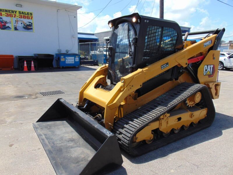 2022 CAT 299D3 "98 HP" TURBO 2 SPEED - XPS HIGH FLOW - SUPER LOADED - WEIGHT PKG - STEREO - CAMERA - HEATED AIR RIDE - Image 11