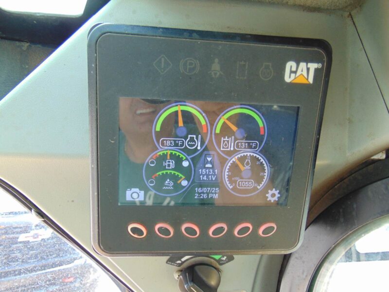 2022 CAT 299D3 "98 HP" TURBO 2 SPEED - XPS HIGH FLOW - SUPER LOADED - WEIGHT PKG - STEREO - CAMERA - HEATED AIR RIDE - Image 18