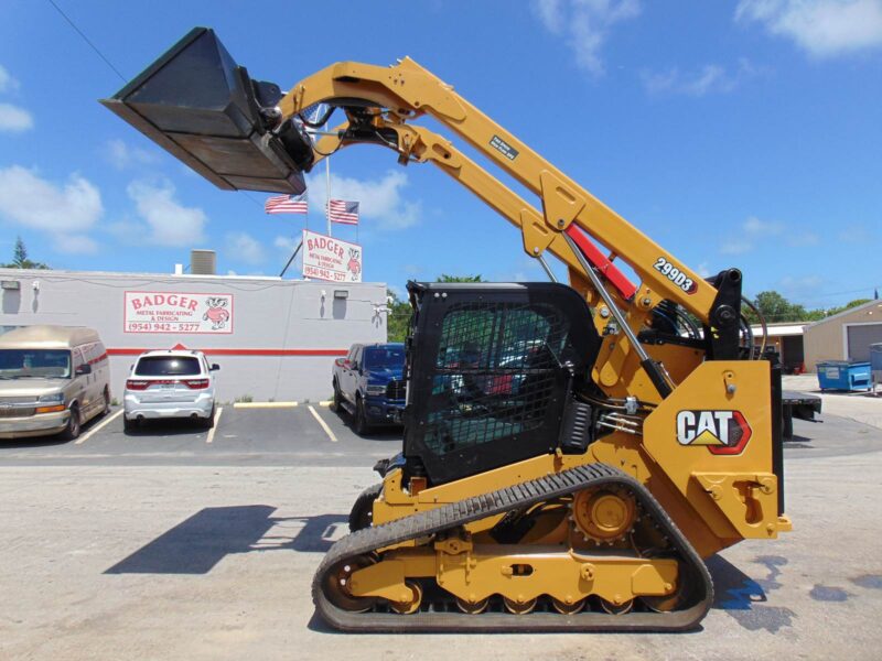 2022 CAT 299D3 "98 HP" TURBO 2 SPEED - XPS HIGH FLOW - SUPER LOADED - WEIGHT PKG - STEREO - CAMERA - HEATED AIR RIDE - Image 37