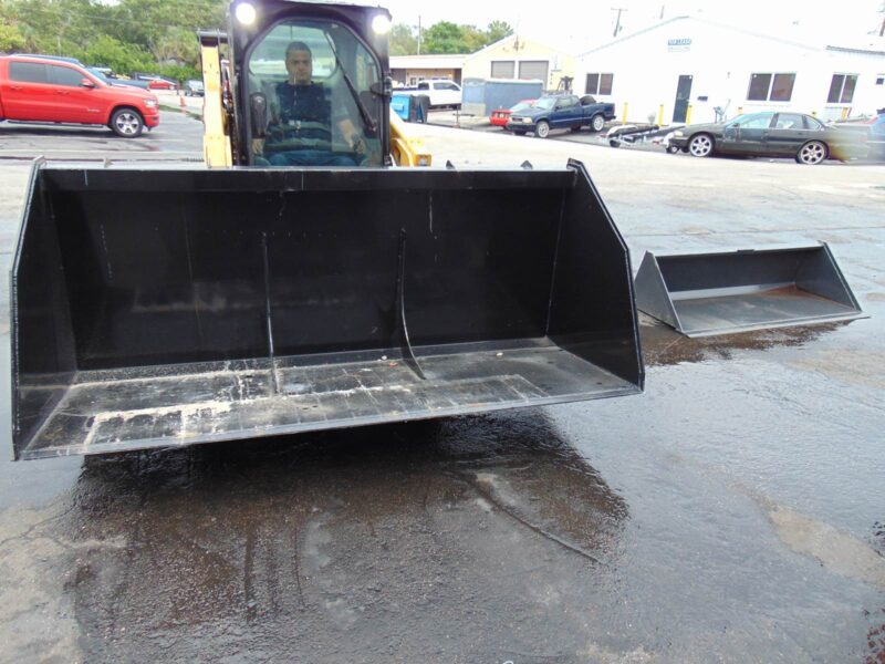 2026 SKID STEER 3 YARD "MEGA BUCKET" SUPER DUTY 102" WIDE MEGA CAPACITY - 1,000 LBS OF AMERICAN STEEL - Image 2