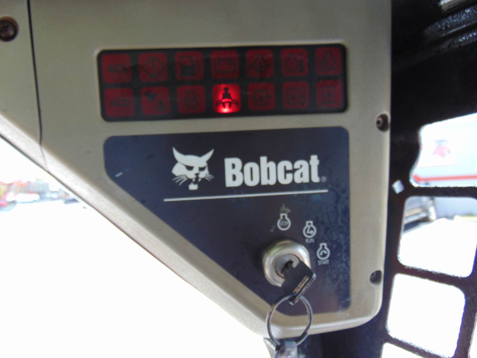 2009 BOBCAT T300 TURBO "KUBOTA V-330" PRE EMISSIONS - ONLY 2,091 ORIGINAL VERIFIED 1 OWNER HOURS - EVERYTHING NEW - RARE FIND - Image 28
