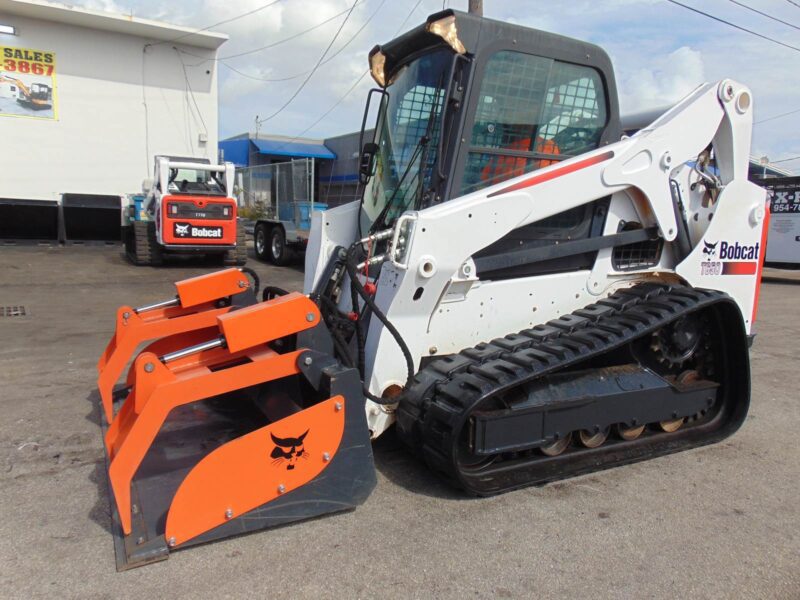 2019 BOBCAT T-650 TURBO "A/C COMFORT CAB" JOYSTICK CONTROLS - STEREO - KEYLESS SECURITY - ONLY 1,788 HOURS