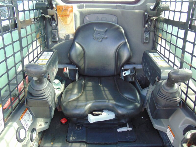 2019 BOBCAT T-650 TURBO "A/C COMFORT CAB" JOYSTICK CONTROLS - STEREO - KEYLESS SECURITY - ONLY 1,788 HOURS - Image 24