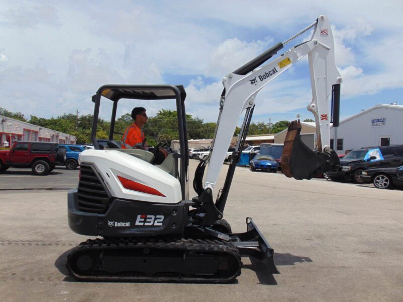 2020 BOBCAT E32i MINI EXCAVATOR - KUBOTA DIESEL - 7,200 POUNDS WEIGHT - 2 SPEED - BRAND NEW TRACKS TODAY - ONLY 1,342 HOURS - Image 33