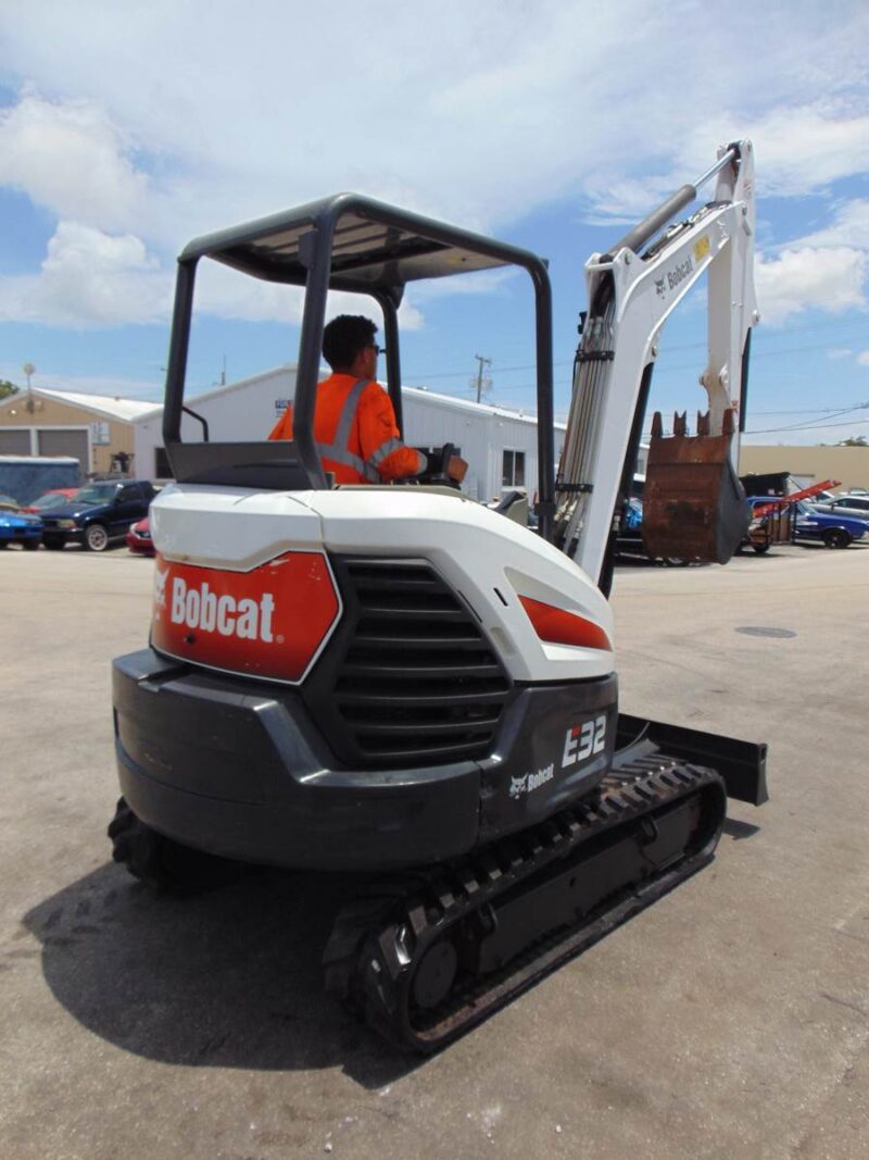 2020 BOBCAT E32i MINI EXCAVATOR - KUBOTA DIESEL - 7,200 POUNDS WEIGHT - 2 SPEED - BRAND NEW TRACKS TODAY - ONLY 1,342 HOURS - Image 8