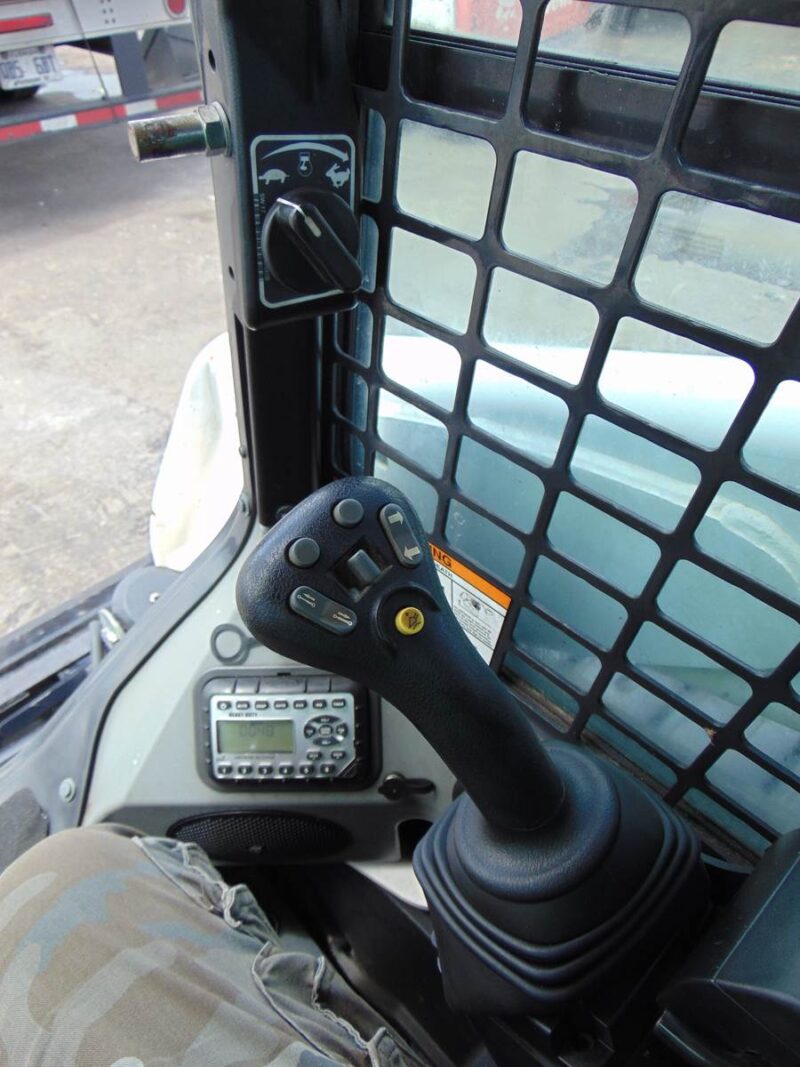 2021 BOBCAT T770 TURBO 2 SPEED "HIGH FLOW" JOYSTICKS - NEW TRACKS - A/C - HEAT - STEREO - ONLY 1,652 HOURS - Image 28