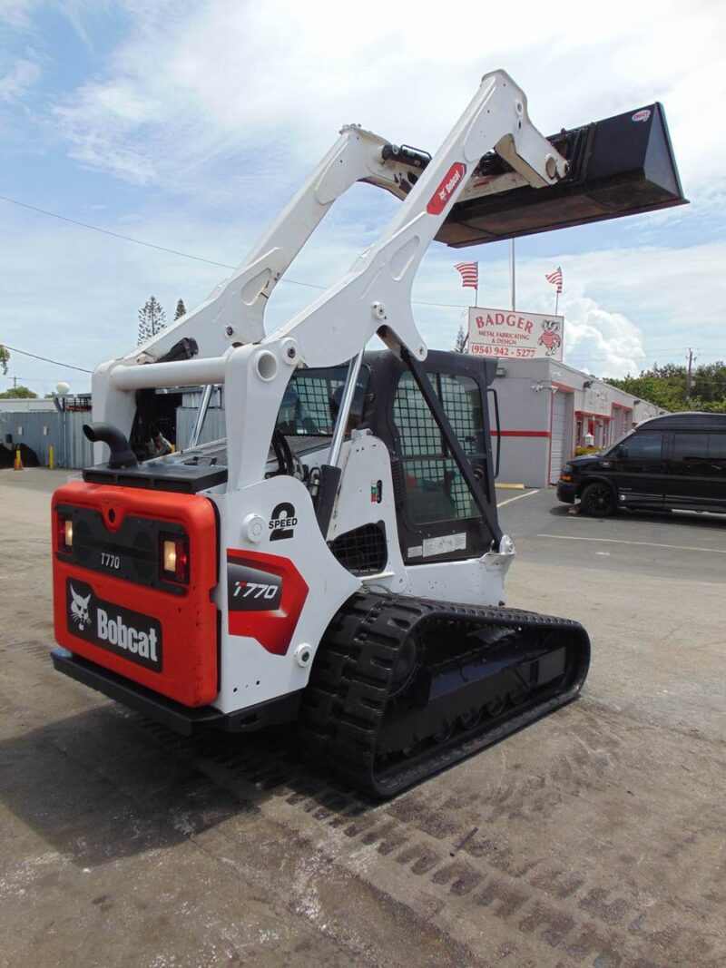 2021 BOBCAT T770 TURBO 2 SPEED "HIGH FLOW" JOYSTICKS - NEW TRACKS - A/C - HEAT - STEREO - ONLY 1,652 HOURS - Image 13